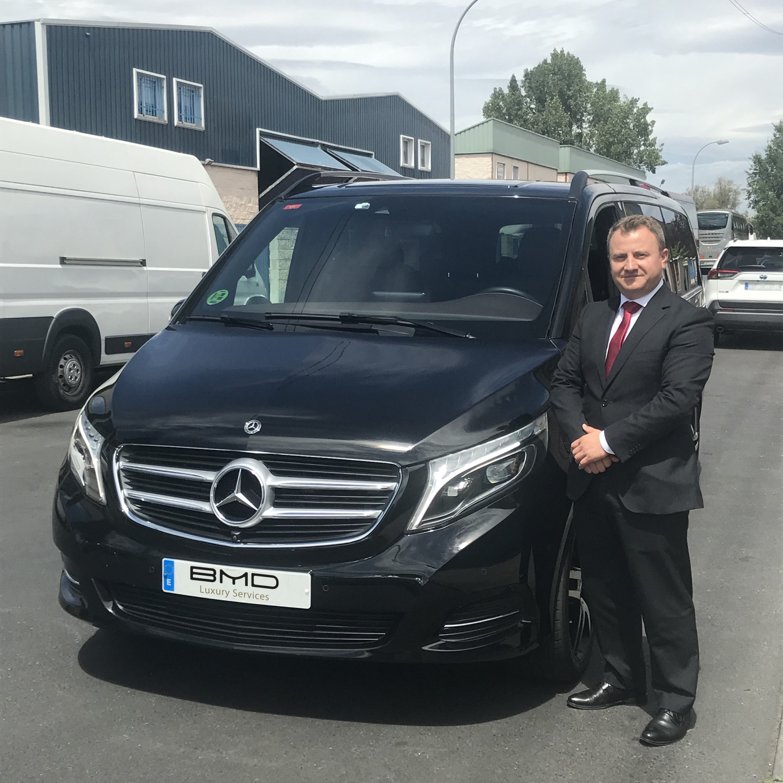 alquiler-mercedes-coche-con-conductor-clase-v