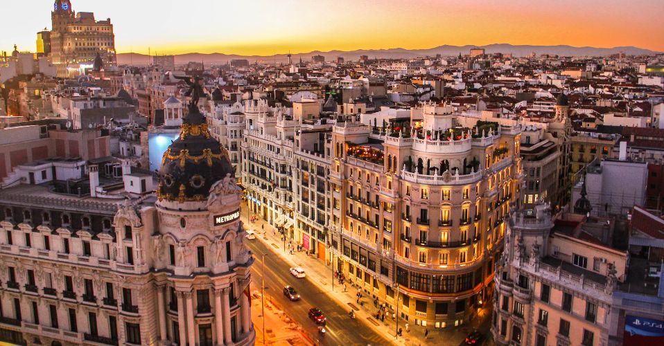 Descubre Madrid desde las alturas: mejores terrazas y rooftops de la capital