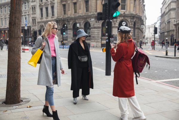 Servicio de coche con chófer en Madrid: arte, moda y gastronomía