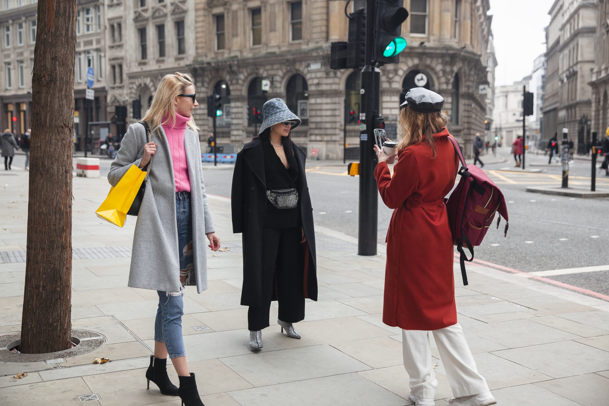 Servicio de coche con chófer en Madrid: arte, moda y gastronomía