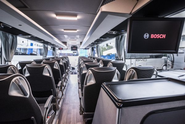 autocares alquiler con conductor lujo